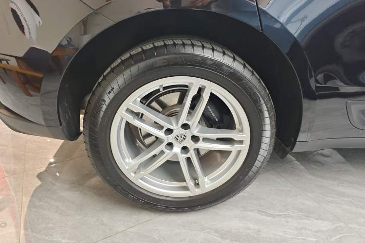 Used Porsche Macan 2024 Macan 2.0T