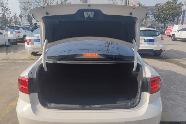 Used Volkswagen Lamando 2021 230TSI DSG Fashion Edition
