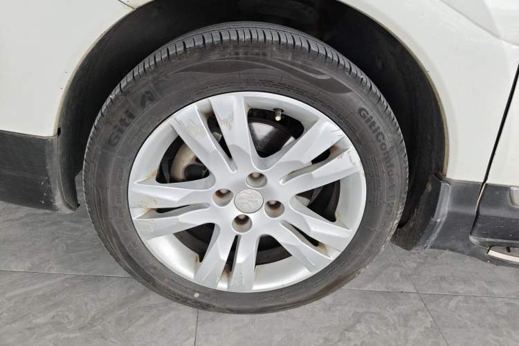 Used Peugeot 3008 2015 1.6THP Automatic Classic Edition