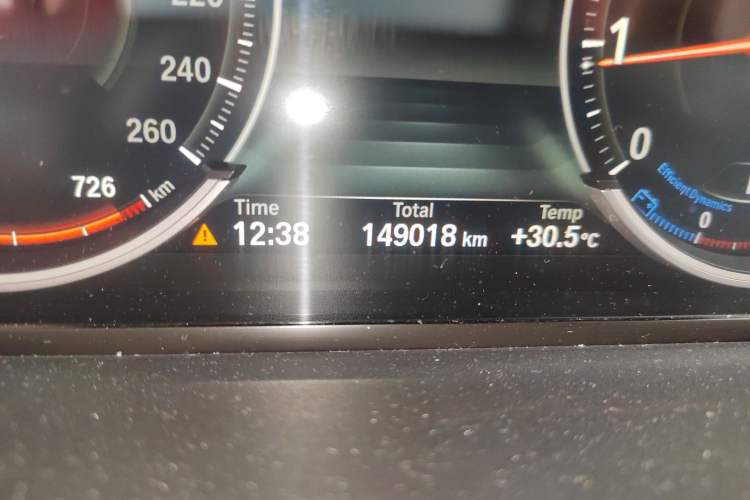 Used BMW 5 Series GT 2017 528i Leading Model
