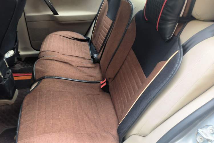 Used Volkswagen Polo 2011 Jingqu 1.4L Manual Shishang Edition Left Rear Seat