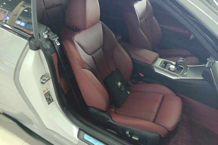 Used BMW 4 Series 2022 Second Facelift 430i Convertible M Sport Night Edition Package
