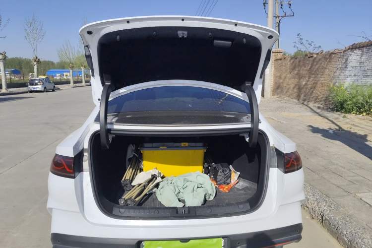 Used BYD Qin L 2024 DM-i 80KM Beyond Model Trunk