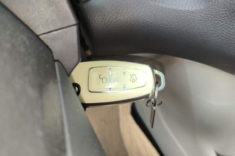 Used Ford Focus 2012 Hatchback 1.6L Automatic Fashion Edition
