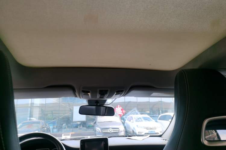 Used Mercedes-Benz GLA 2015 GLA 200 Fashion Model Headliner