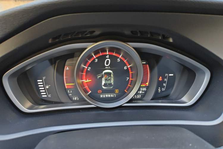 Used Volvo V40 2017 T3 Zhiya Edition Instrument Cluster