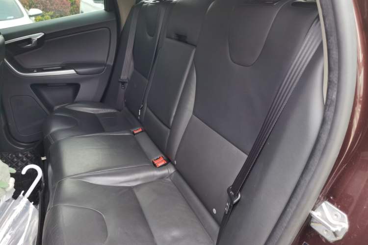 Used Volvo XC60 2017 T5 Smart Upgrade Edition