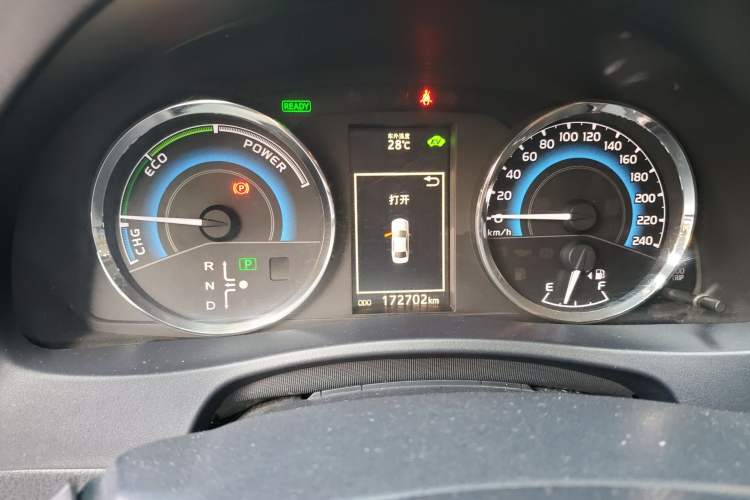 Used Toyota Levin 2017 Revised Dual-Engine 1.8H GS E-CVT Elite Sunroof Version China V Standard Odometer Close Up