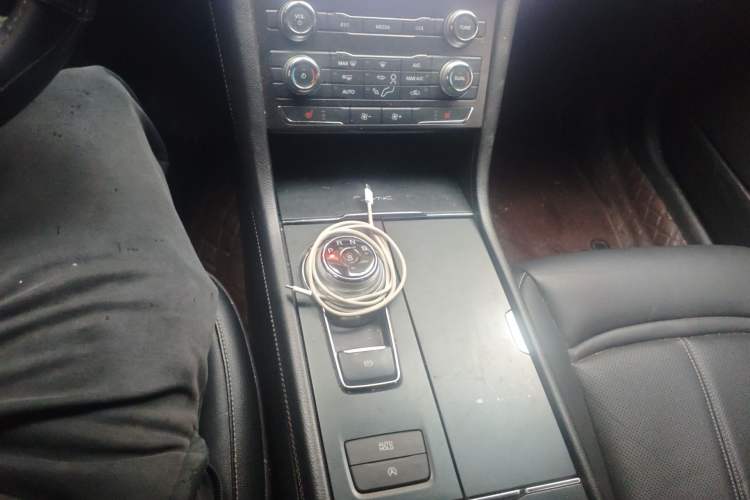 Used Ford Taurus 2016 EcoBoost 180 Luxury Model
