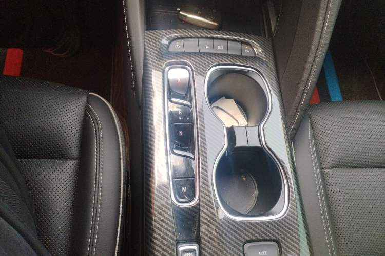 Used Buick Envision 2023 Encore Plus 652T Five-Seat Luxury Model
