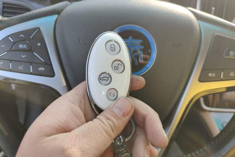 Used BYD Qin New Energy 2017 1.5T Luxury Model Vehicle Key