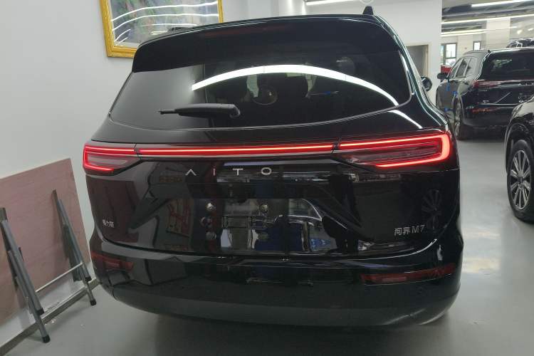 Used Hima AITO M7 2024 1.5T Intelligent Driving Rear-Drive Pro Version 5 Seats
