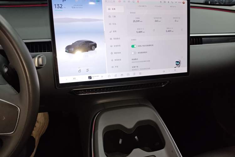 Used XPeng MONA M03 2024 620 with Ultra-Long Range
