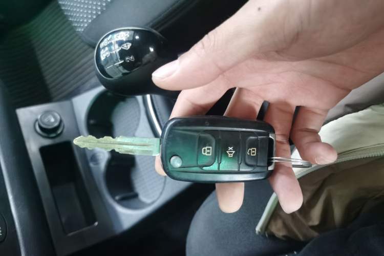 Used Dongfeng Fengon 330 2017 1.5L Manual Utility II DK15 Vehicle Key