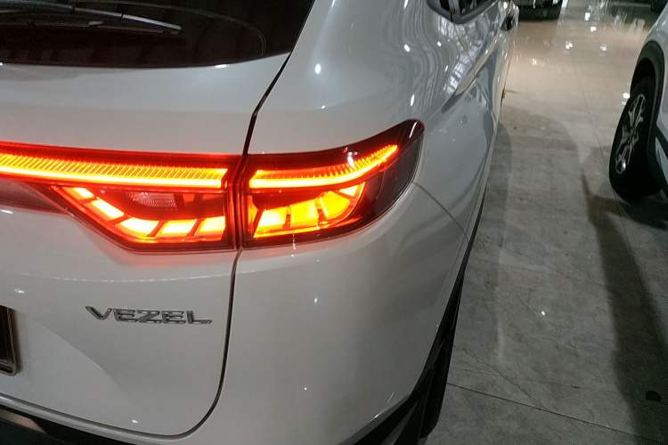 Used Honda Vezel 2025 1.5L CVT Comfort Edition
