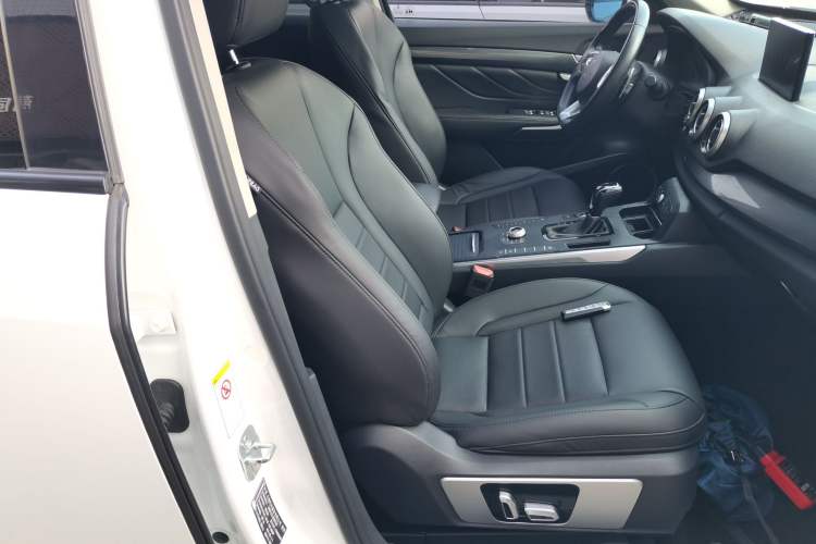 Used Wey VV7 2017 2.0T Ultra-Luxury Version