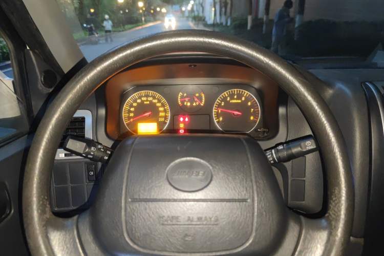 Used Jinbei Express 2020 2.0L Upgraded Version China VI Standard 6-Seater 1TZS
