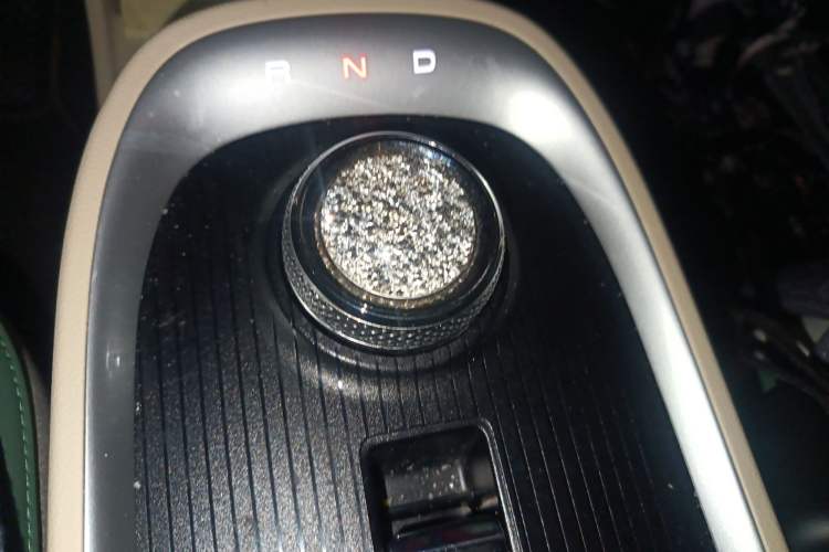 Used ORA Good Cat 2022 400km Standard Range Luxury Version Lithium Iron Phosphate