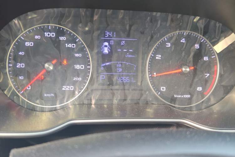 Used Roewe RX3 2020 1.6L CVT 4G Connected Ultra-Fun Elite Edition
