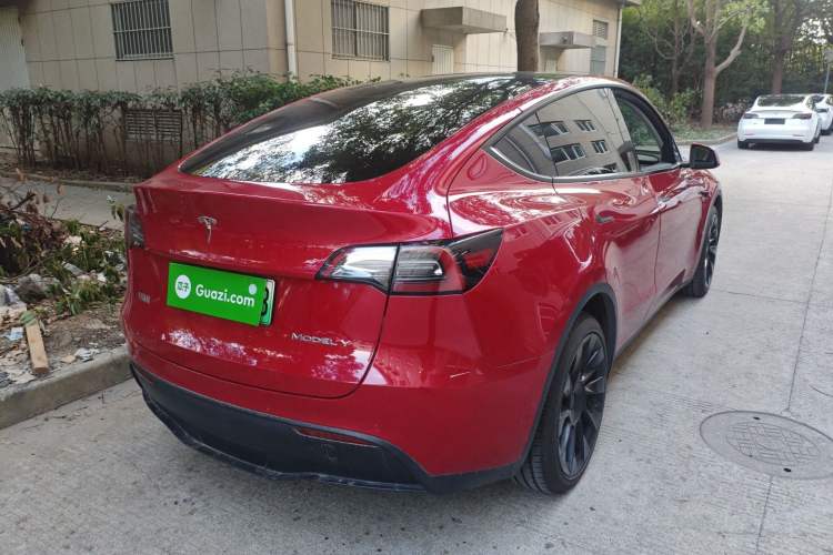 Used Tesla Model Y 2021 Long-Range All-Wheel-Drive Version