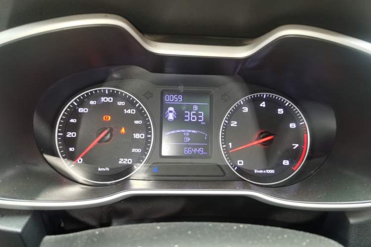 Used MG ZS 2018 1.5L Automatic Luxury Edition China V Standard