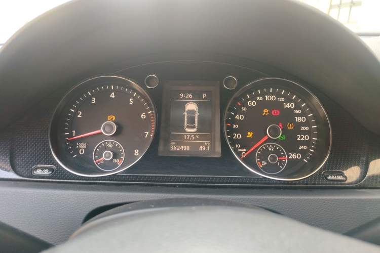 Used Volkswagen Passat 2015 1.8TSI DSG Prestige Edition Instrument Cluster