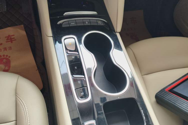 Used Buick Regal 2020 552T Elite Edition Gear Lever