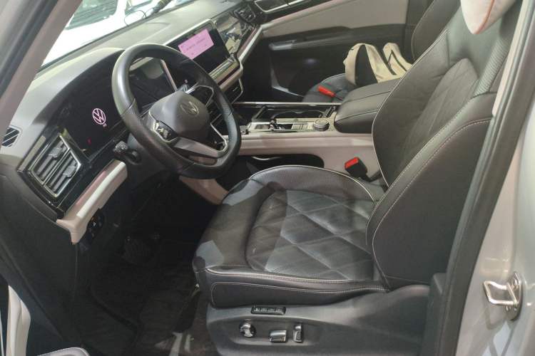 Used Volkswagen Teramont 2021 380TSI Four-Wheel Drive Prestige Flagship Edition Left Front Seat