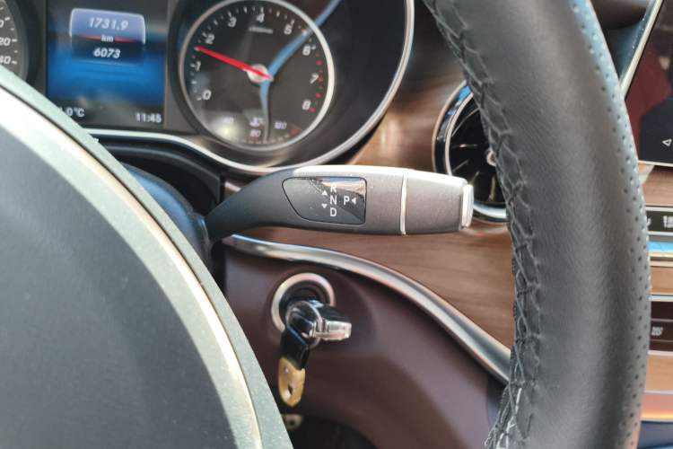 Used Mercedes-Benz V-Class 2022 V 260 L Long-wheelbase Luxury Edition
