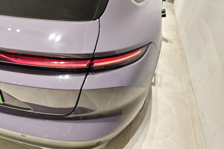 Used Nio ET5T 2024 75kWh Touring Exterior 1