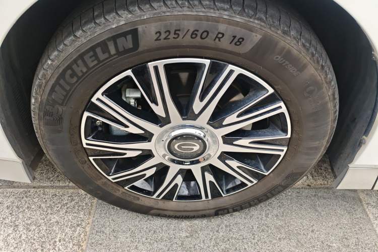 Used GAC Trumpchi E9 2023 E9 Championship Edition Left Front Wheel Hub