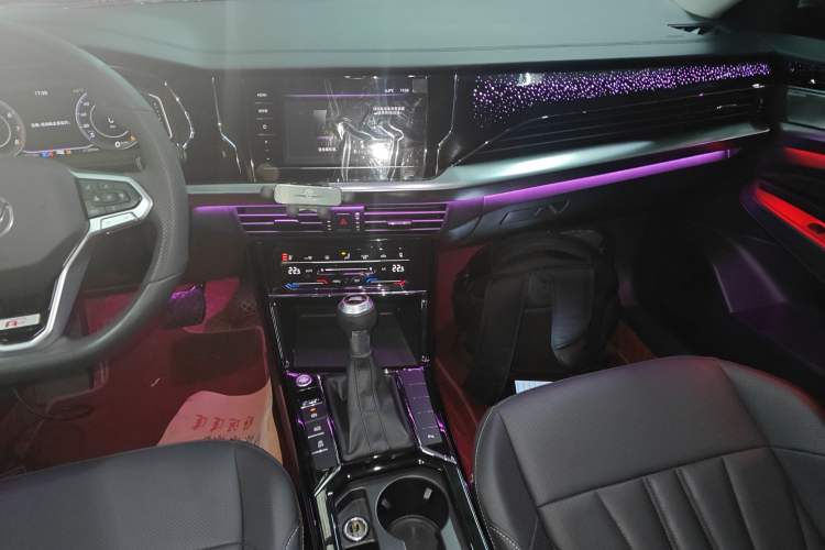 Used Volkswagen Passat 2025 Premium Version 380TSI Dragon Edition