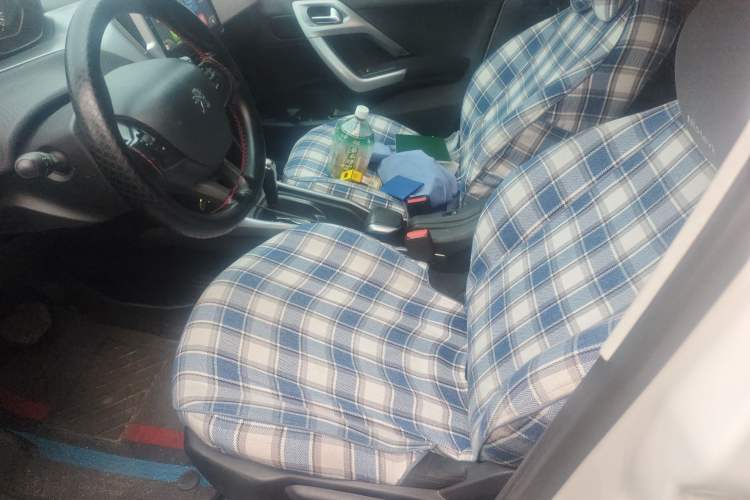 Used Peugeot 2008 2016 230THP Automatic Fashion Edition Left Front Seat