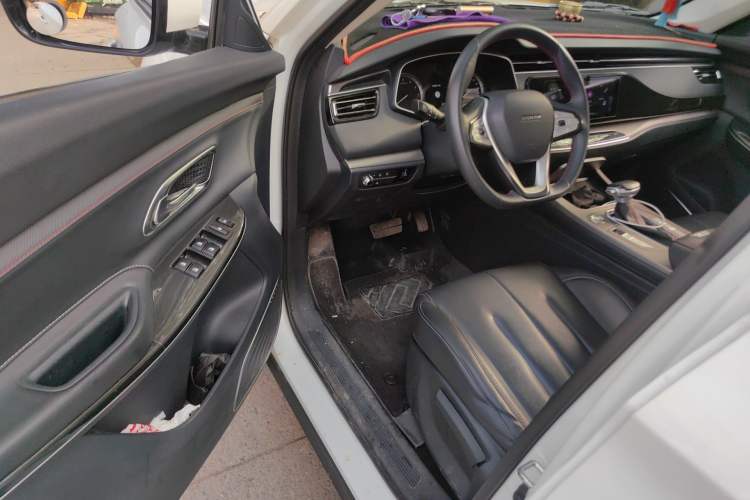 Used CHANGAN OSHAN X7 2021 1.5T Automatic Luxury Version Driver Seat