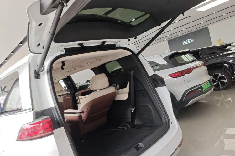 Used BYD Xia 2025 DM-i 1.5T 180km Excellence Model