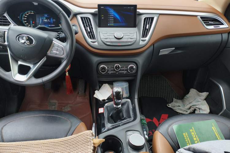 Used Soueast DX7 2015 1.5T Manual Elite Model