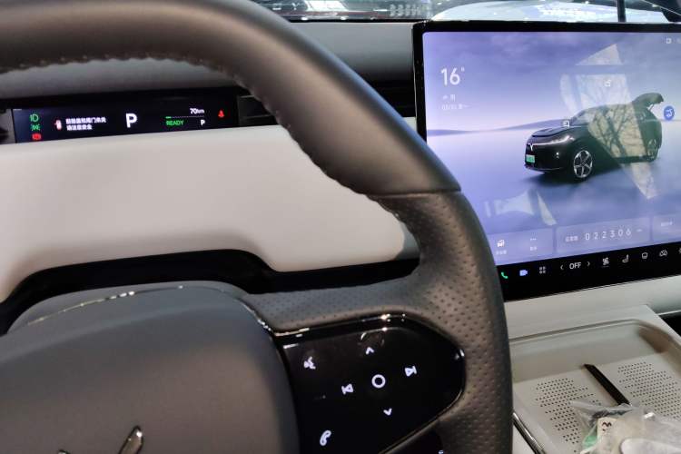 Used VOYAH COURAGE 2024 Long-Range Supercharge Edition Instrument Cluster