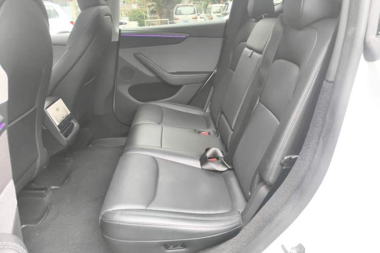 Used Tesla Model Y 2025 Rear-Wheel-Drive Version
