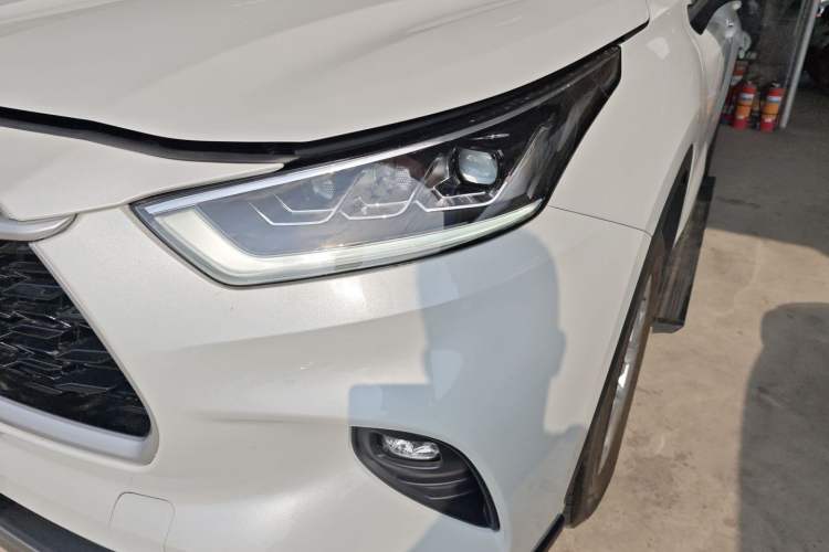 Used Toyota Highlander 2026 Model 2.5L Intelligent Electric Hybrid Dual-Engine Two-Wheel-Drive Elite Edition 5-seater Left Front Headlight