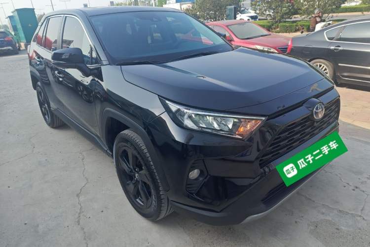 Used Toyota RAV4 2021 Dual-Engine 2.5L E-CVT Four-Wheel Drive Elite PLUS Edition Front Right 45 Deg