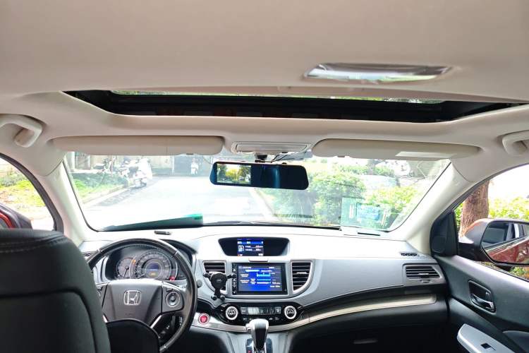 Used Honda CR-V 2015 2.4L two-wheel drive luxury version Headliner