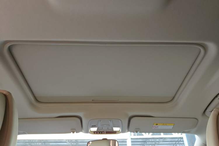 Used Buick GL8 New Energy 2025 Lushang First-Drive Edition 7-Seater