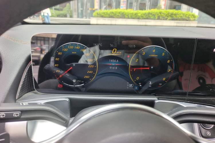 Used Mercedes-Benz GLB 2020 Updated GLB 200 Dynamic Edition Instrument Cluster