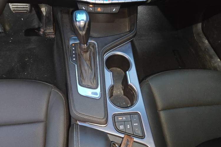 Used Cadillac CT4 2021 28T Luxury Model Gear Lever