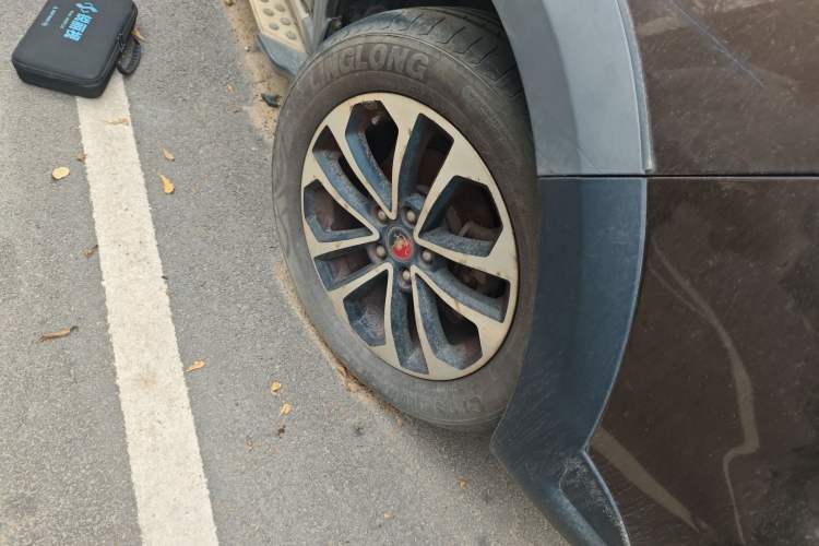 Used FORTHING Joyear X5 2013 1.6L Manual Luxury Model