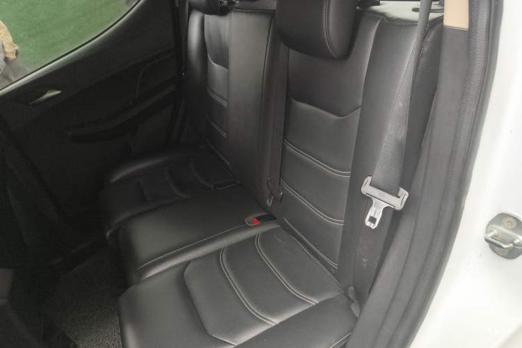 Used BYD Yuan New Energy 2019 EV360 Smart Connect Luxurious Model Left Rear Seat