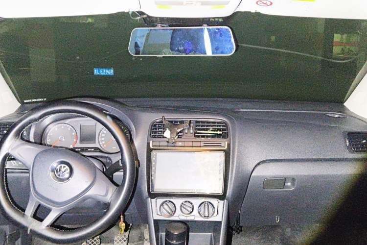 Used Volkswagen Polo 2014 1.4L Manual Fashion Edition