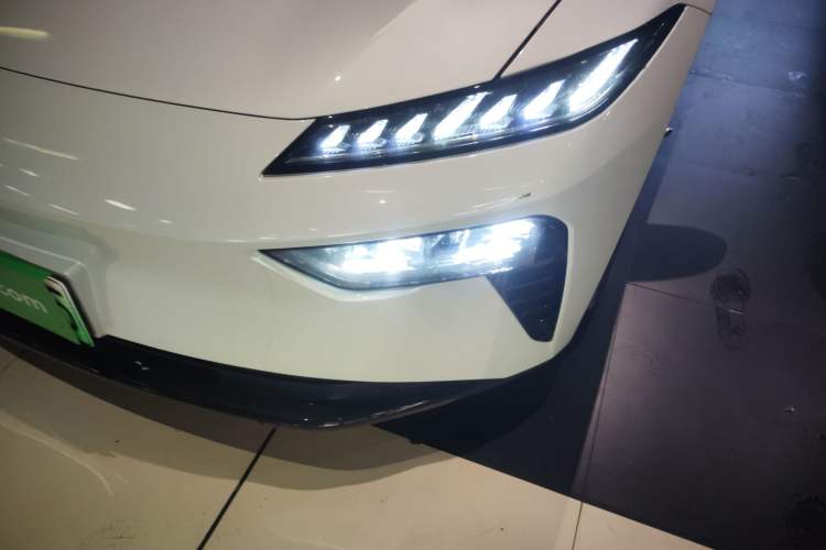 Used Dongfeng eπ eπ007 2024 530 Pro Version Left Front Headlight