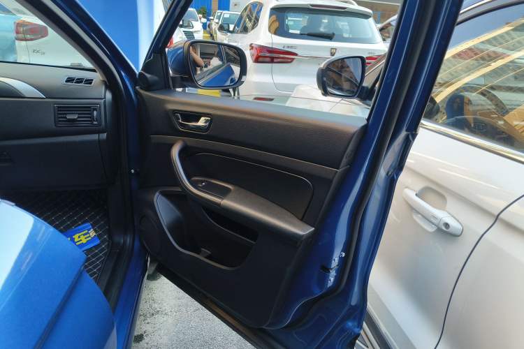 Used Qoros 5 2018 Revised Version 1.6T Automatic Leading Edition

