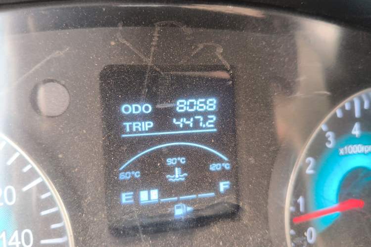 Used Jinbei Hiace X30 2024 1.5L Champion Edition Passenger Vehicle 5/6/7 Seats Odometer Close Up